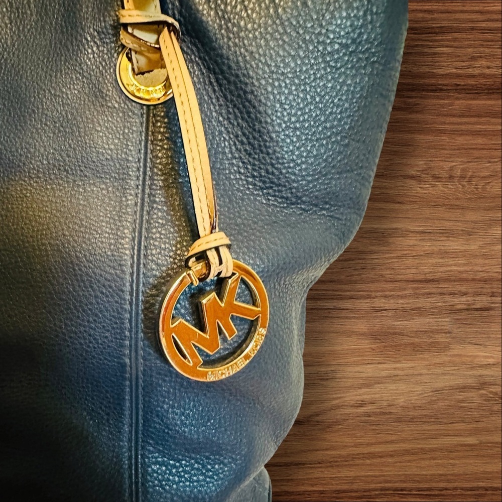 Michael Kors Blue and Tan Tote Bag with Signature Charm - Picture 9 of 13